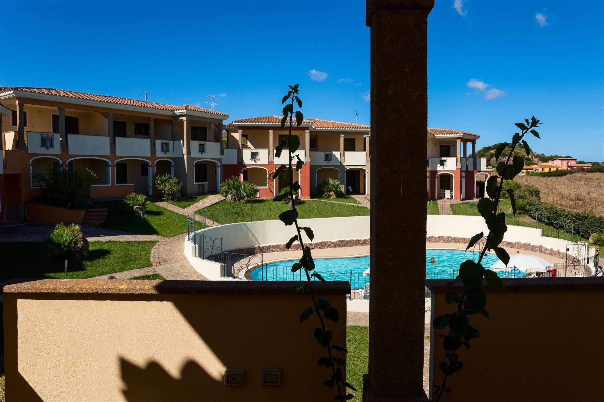 Residenza Le Farfalle Aparthotel Castelsardo Exterior foto