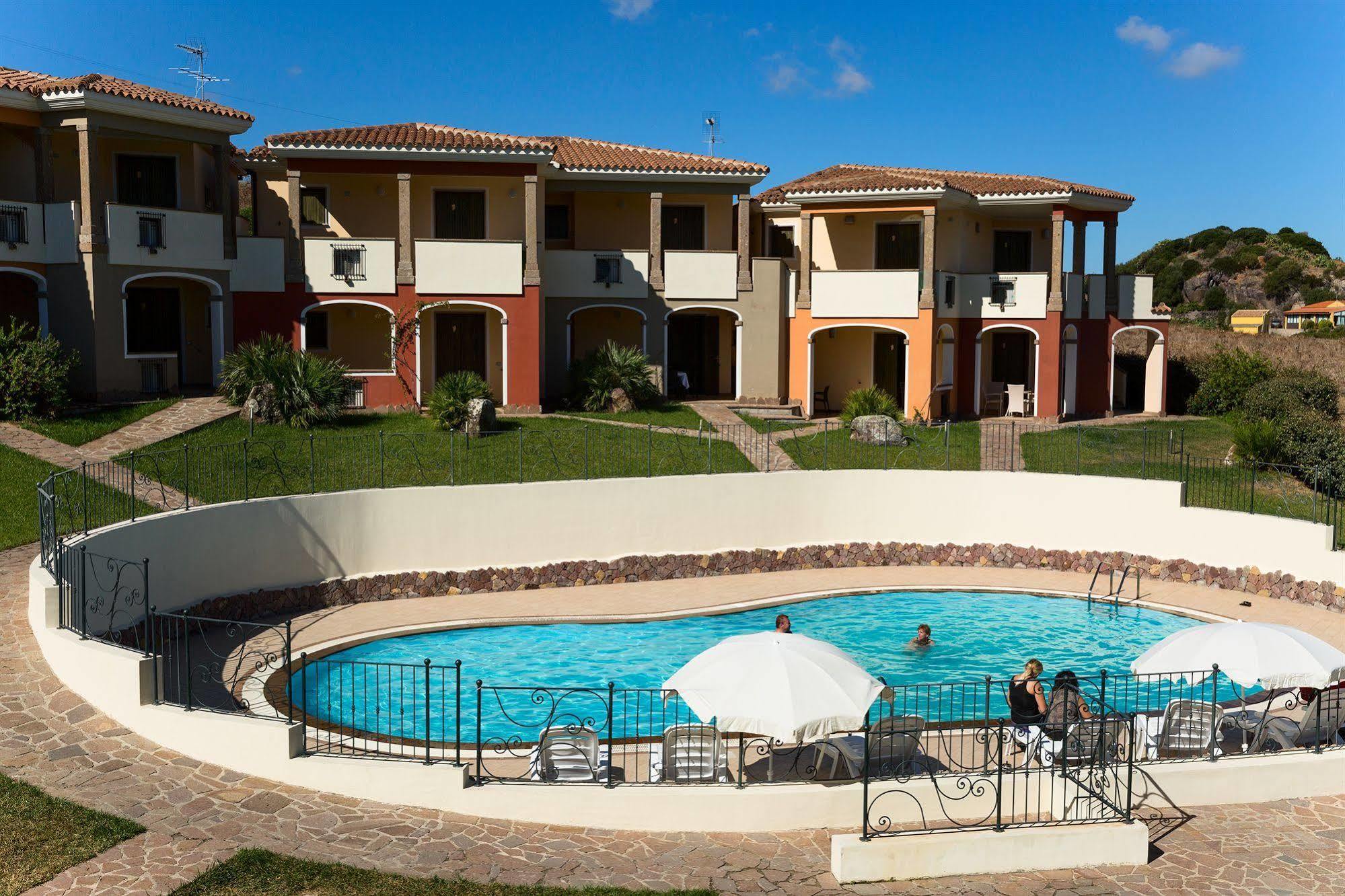 Residenza Le Farfalle Aparthotel Castelsardo Exterior foto